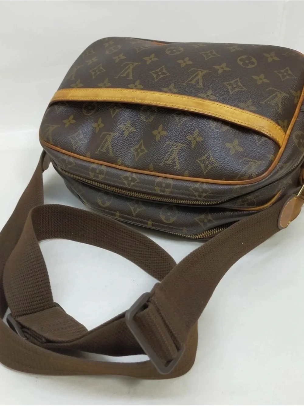 Louis Vuitton Reporter PM Monogram Canvas Messenger Bag in Brown and Tan
